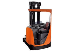 Высотный штабелер BT RRE 250H